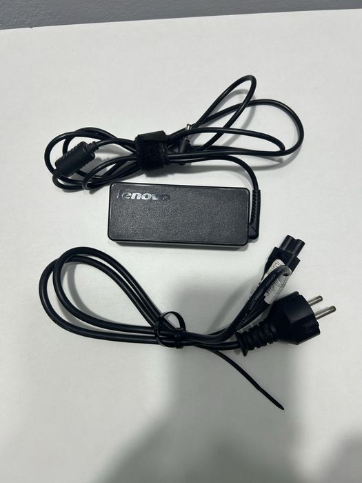 Laptop Lenovo pentru dezmembrari