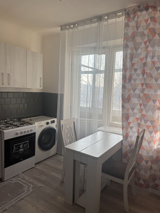 Сдам в аренду 2 комн квартиру