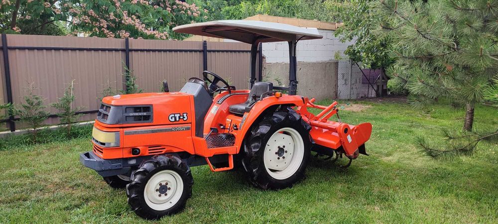 Tractoras japonez Kubota