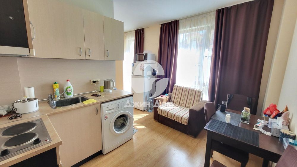 Просторен едностаен апартамент в к-с „Сезони 3“, к.к. Слънчев бряг