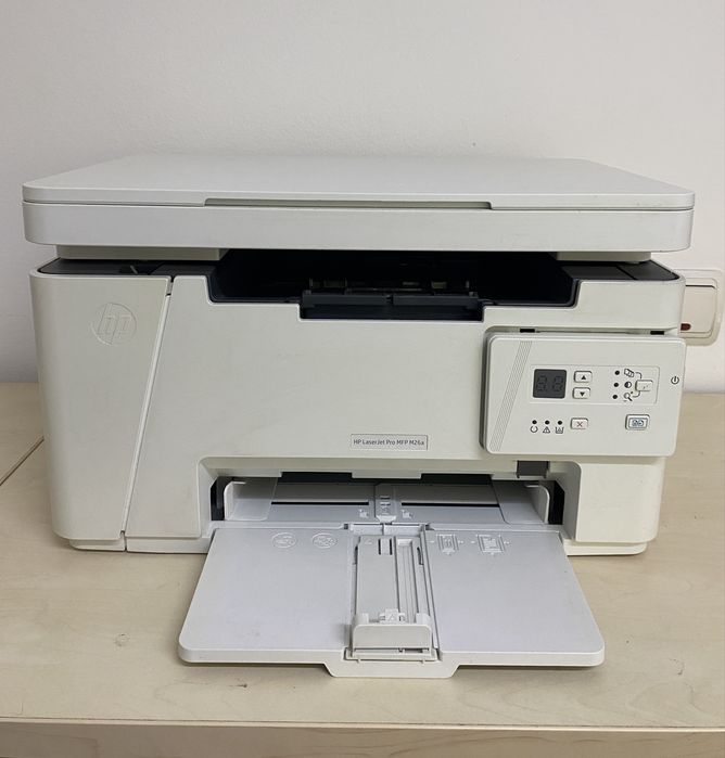 Multifunctionala HP M26a