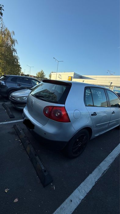 Vand golf 5 1.4 benzina