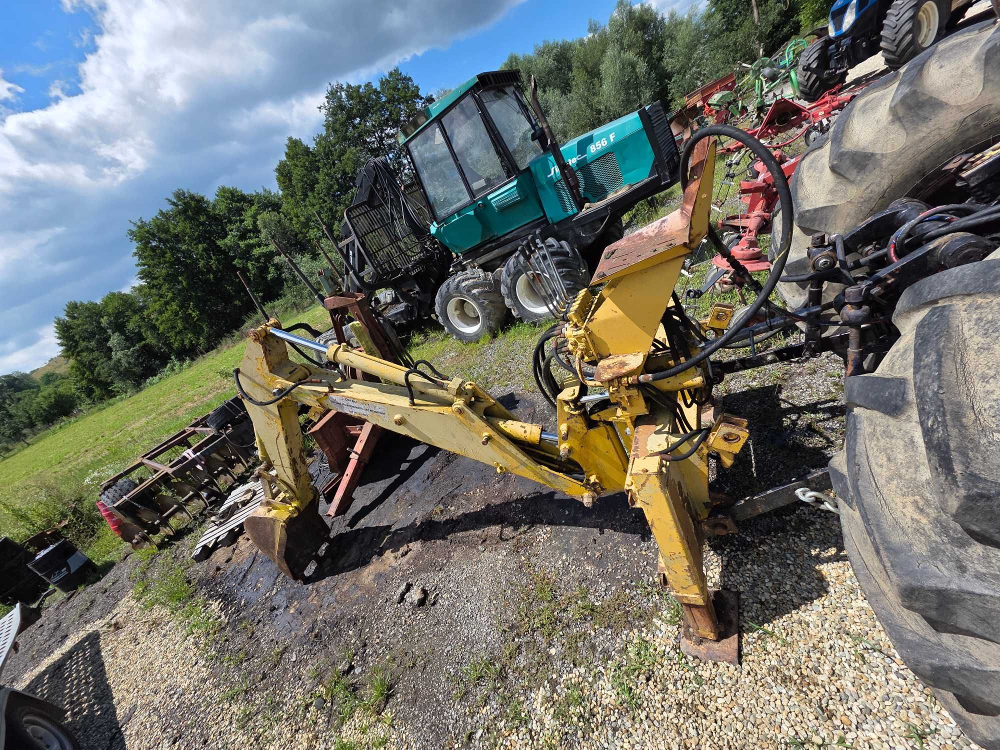 Brat excavator in tiranti la tractor original brat sapat in tiranti