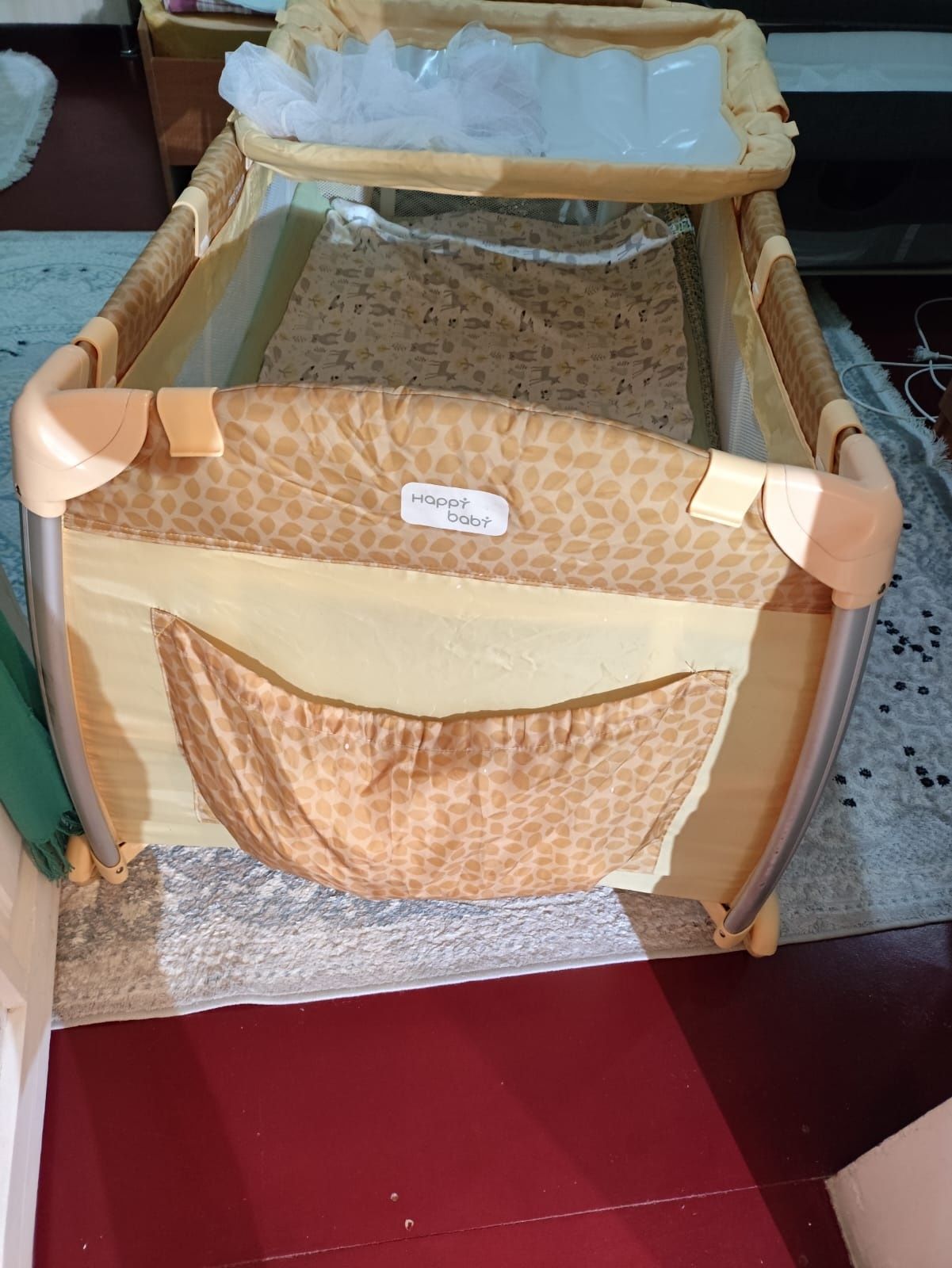 Продам манеж б/у
