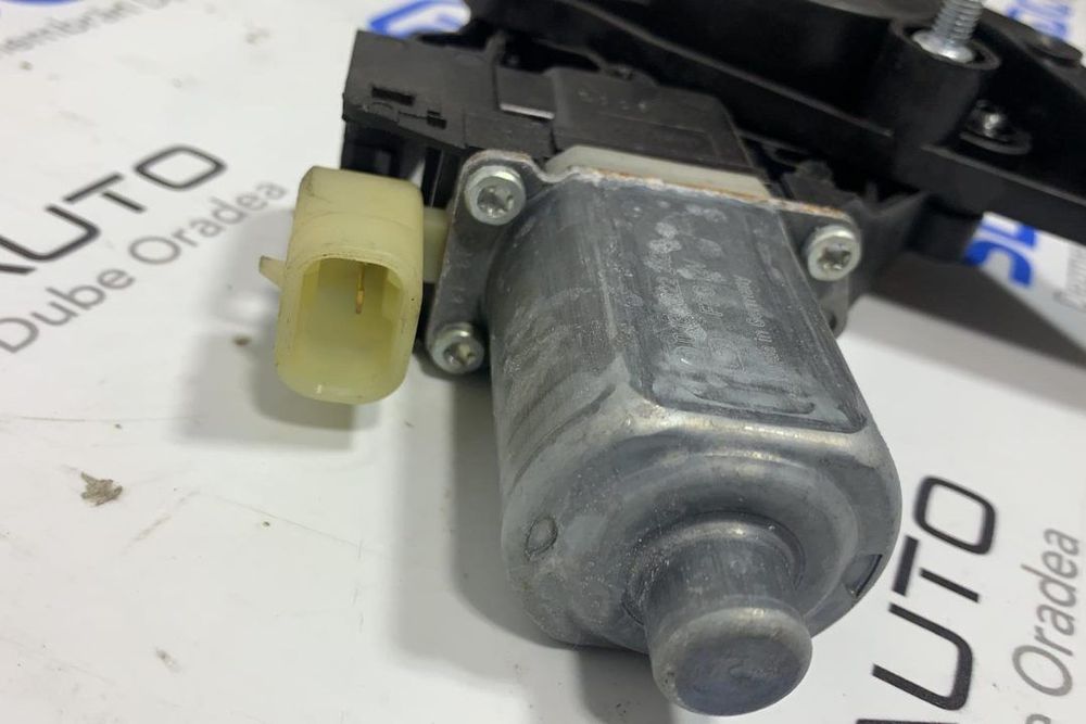 Macara usa stanga Fata 5801482033 LH Iveco Daily 011-2014 Euro 5