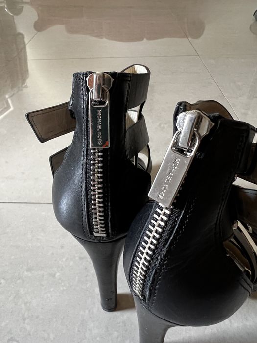 Michael Kors Lucinda черни сандали на ток