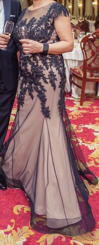 Rochie eleganta de ocazie din dantela cu margele pe tul, Tina Raiciu