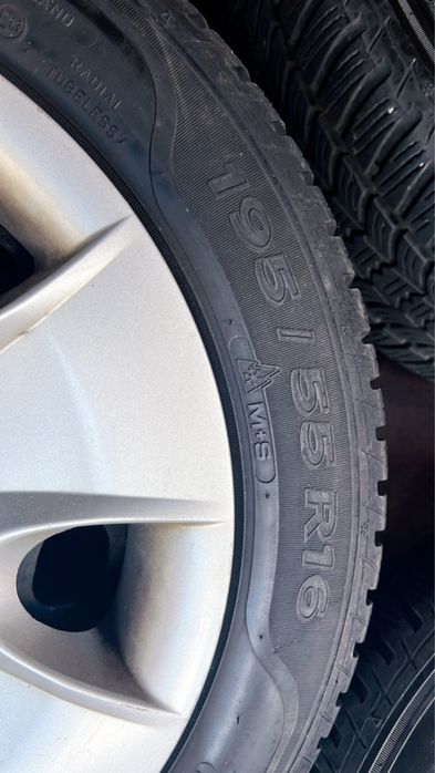 Vand roți pentru Bmw seria 1 E87 în stare foarte bună