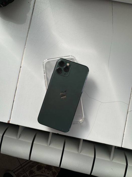 IPhone 11 pro.