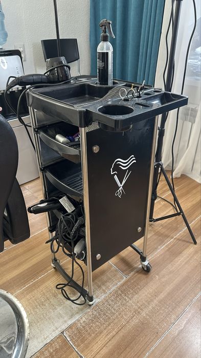 Продам помощник парикмахера