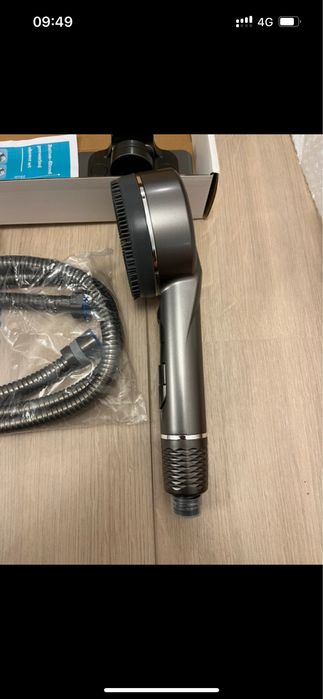 Para de dus cu suport si furtun noua in ambalaj orig - economisire apa