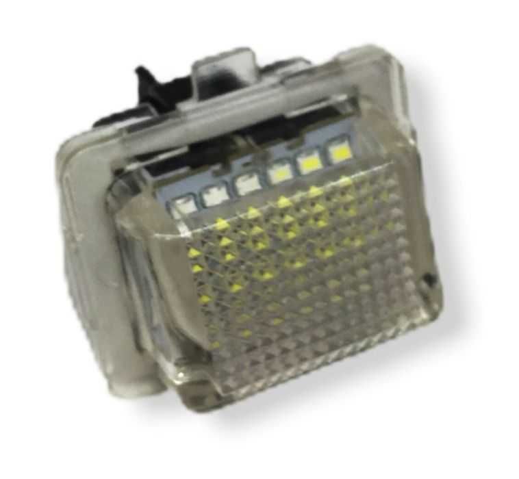 Плафони LED 3027-10 за регистрационен номер BENZ C, S, E, CL class