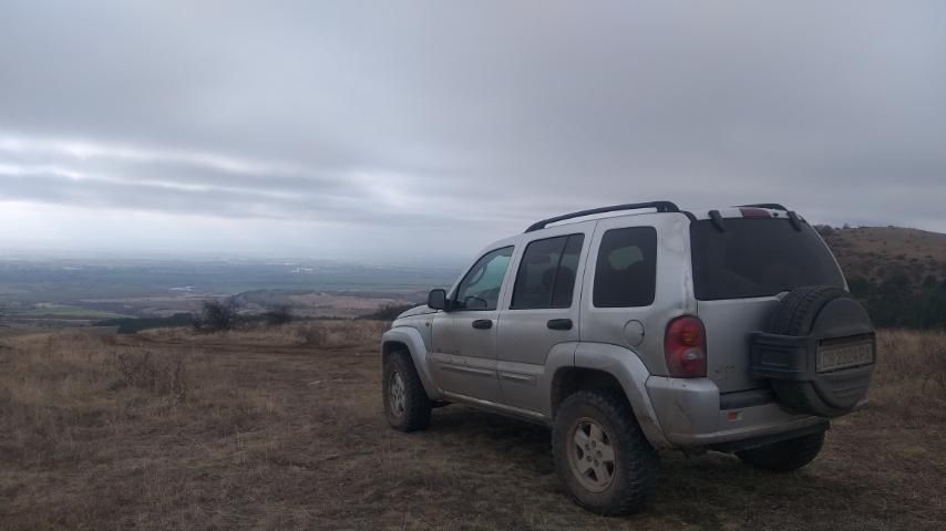 Подготвен Jeep Cherokee KJ 2.5 CRD