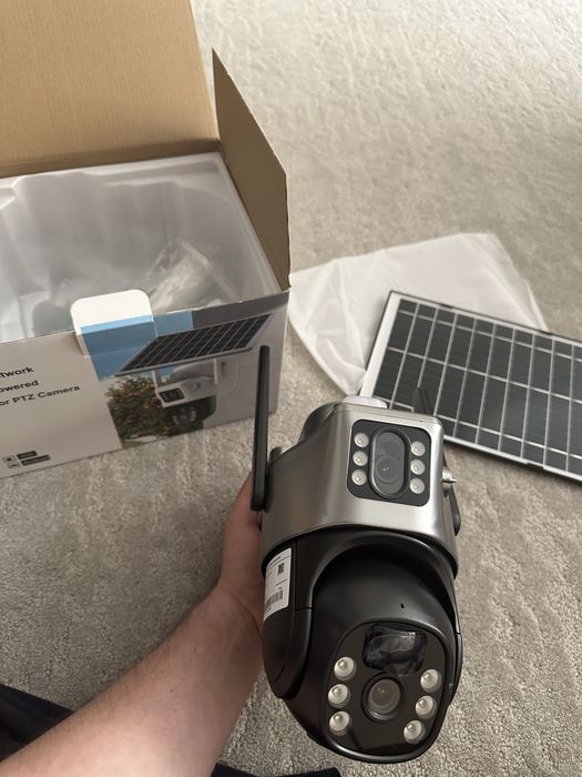 Camera video dubla 4g cu SIM si transmitere, panou solar inclus