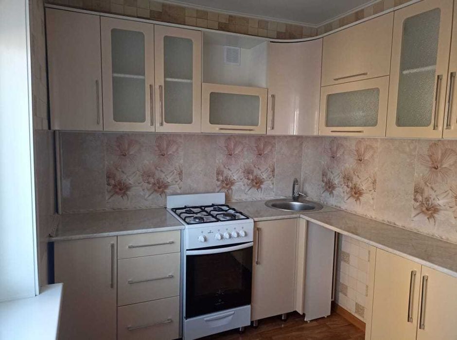 Продам 2комн квартиру с хорошим дорогим ремонтом в Парковой зоне