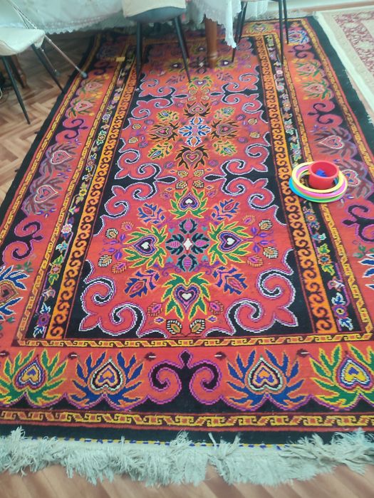 Ковер ручной работы