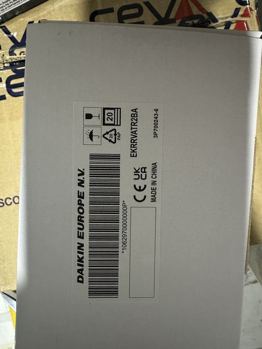 Vand termostate Daikin pentru calorifere cu wifi