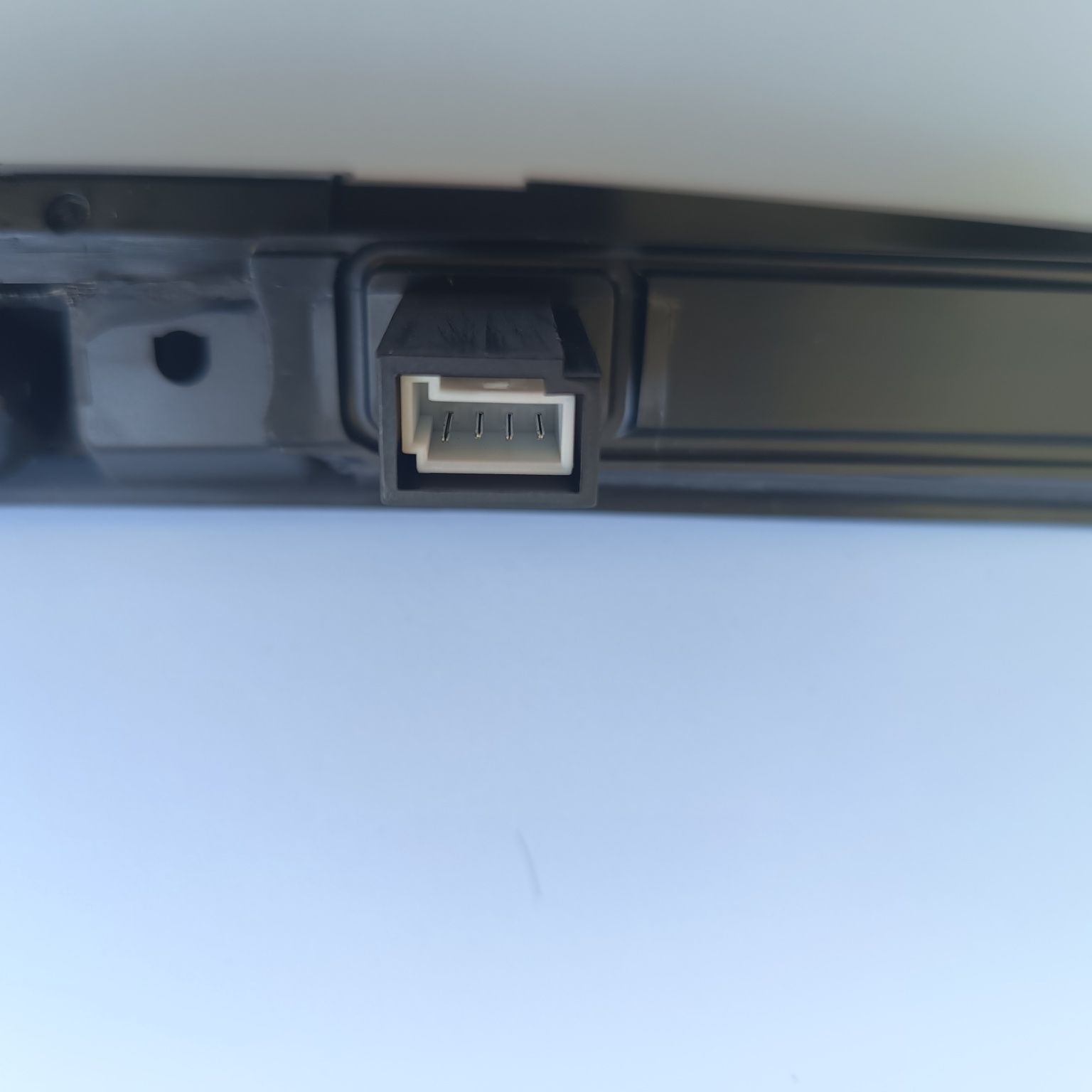 Дръжка за багажник BMW X3 E83, Нова с гаранция