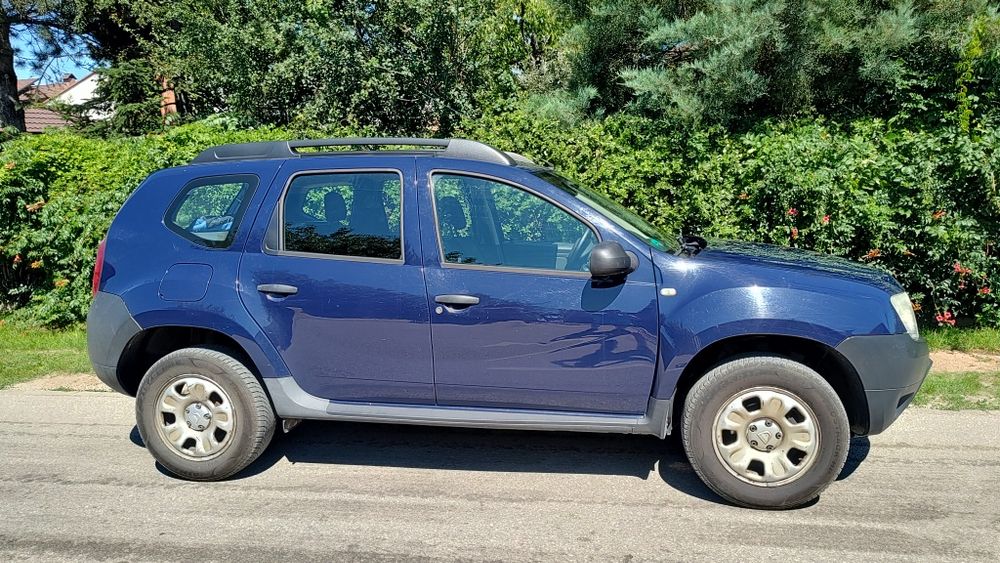 Vând Dacia Duster 1.6 benzină 2012