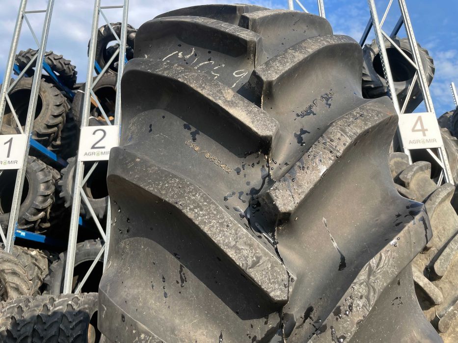 OCAZIE 650/65r42 cauciuc second hand GoodYear Radiale Tractor Case
