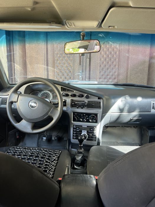 Nexia 2 2013 yil, holati yaxshi, rangi oq