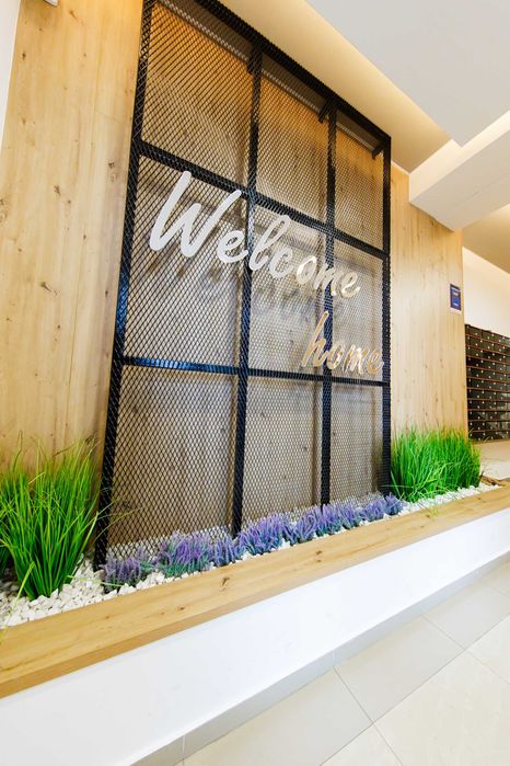 IS LUX - Cazare Apartamente Noi 1-2-3 Cam Centru - Palas - Newton