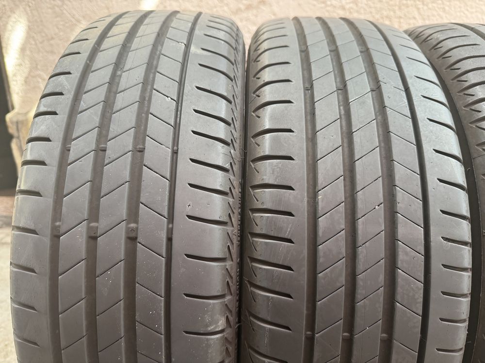 Автомобилни гуми 185 65 15 Bridgestone