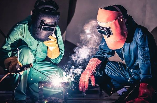 По вызову Сварщик