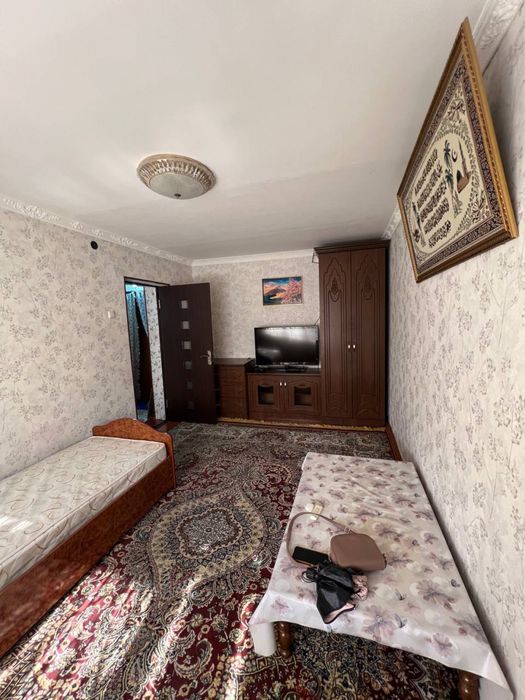 Kvartira arendaga beriladi. Manzil: Aziz bozor