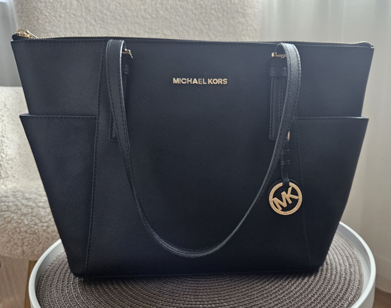 Michael Kors кожена чанта
