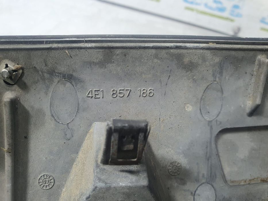 Ornament bord 4e1857186 Audi A8 D3/4E  [din 2002 pana  2005]