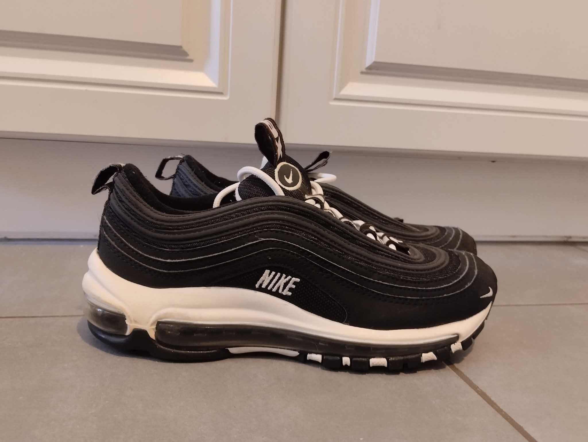 Nike Air Max 97 N38 и 38.5. Цена за чифт 135 лв!