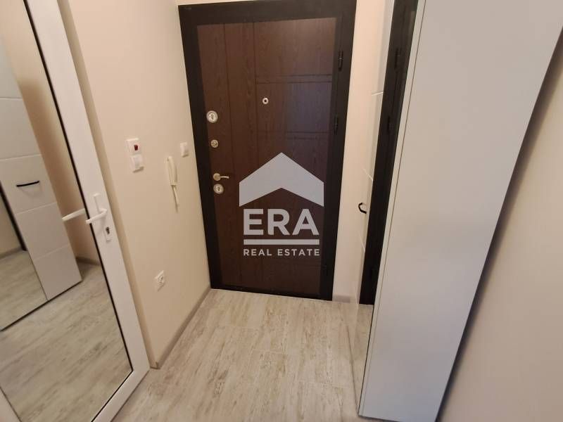 Eдностаен, чисто нов, обзаведен апартамент под наем, в нова тухлена сг