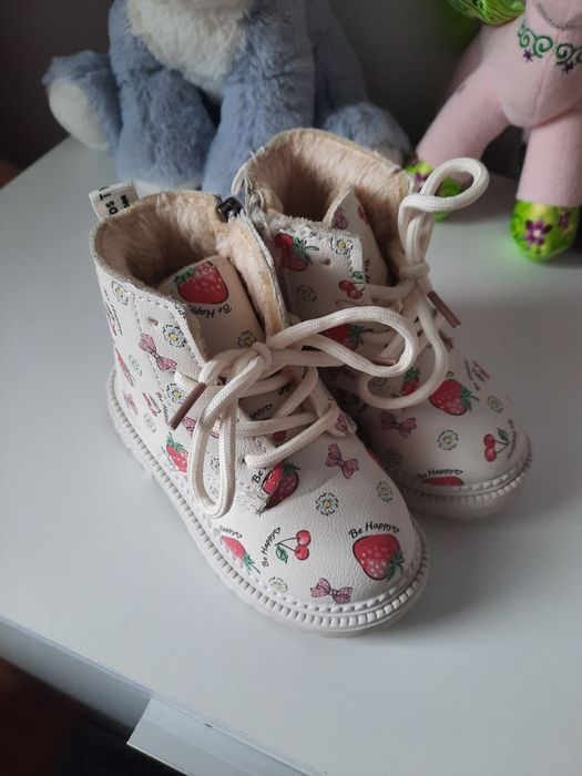 Vand ghetute de fetita