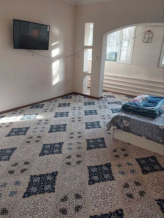 Чилонзор-18 Панель 2/4/9 балкон 1/7 Ориентир Парламент