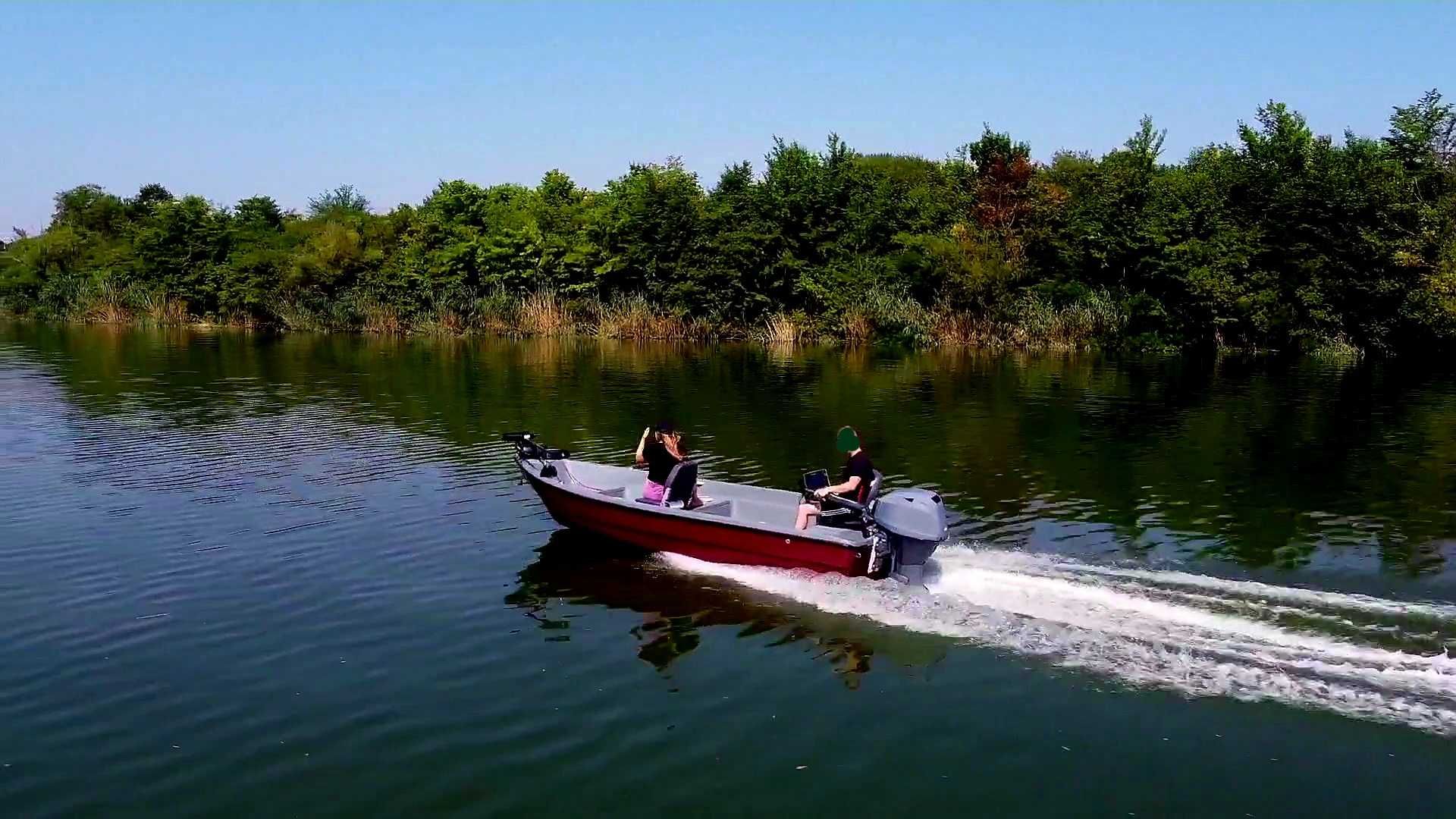 Barca Spinning Romcraft 480M + Peridoc + Motor Yamaha 40cp + Minn Kota