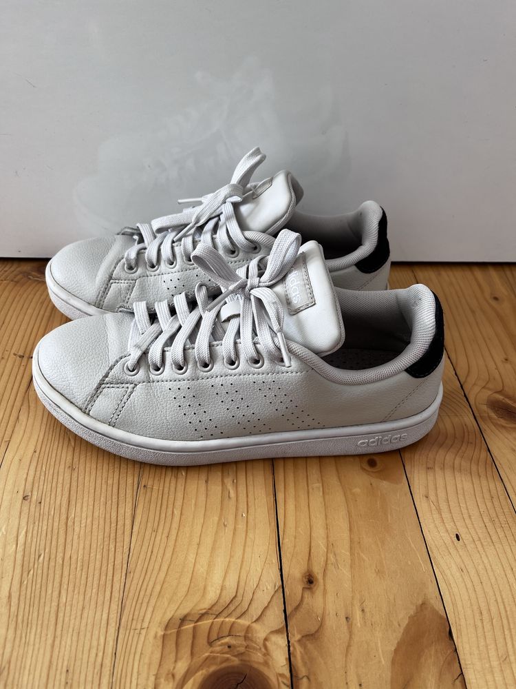 Adidas кецове естествена кожа