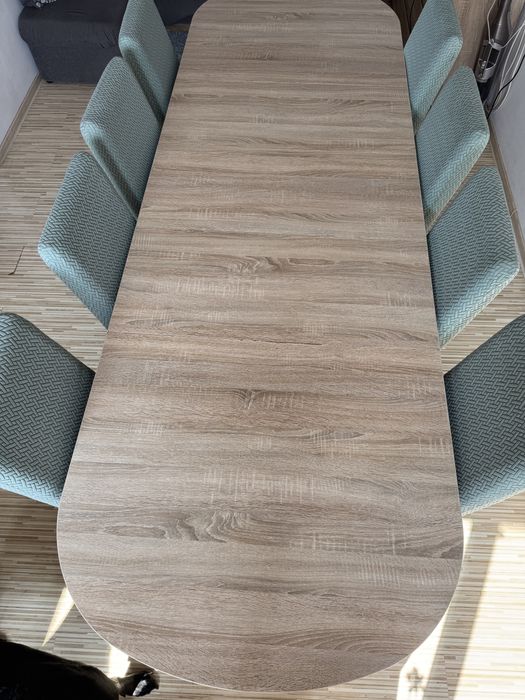Masa extensibila 8-10 persoane