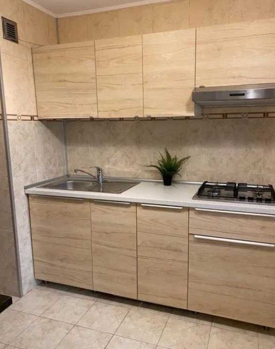 Дава се под наем Едностаен апартамент в Пловдив, Южен - 42 кв.м за 198.9 € - Снимка #2