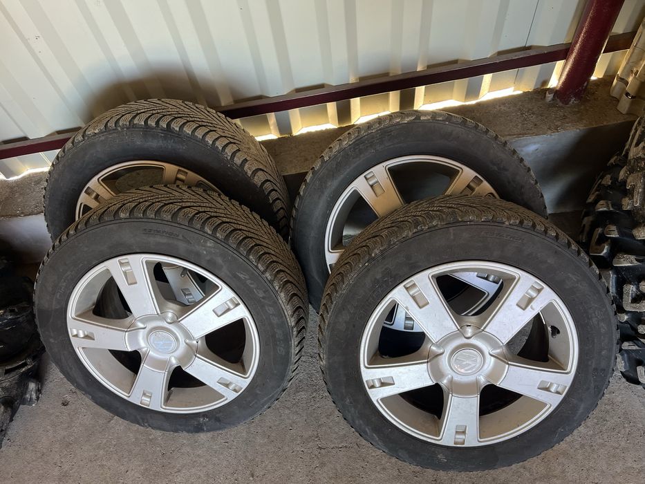 Jante aliaj R16 cu anvelope 205/55/16 de iarna 5x112 gama vag