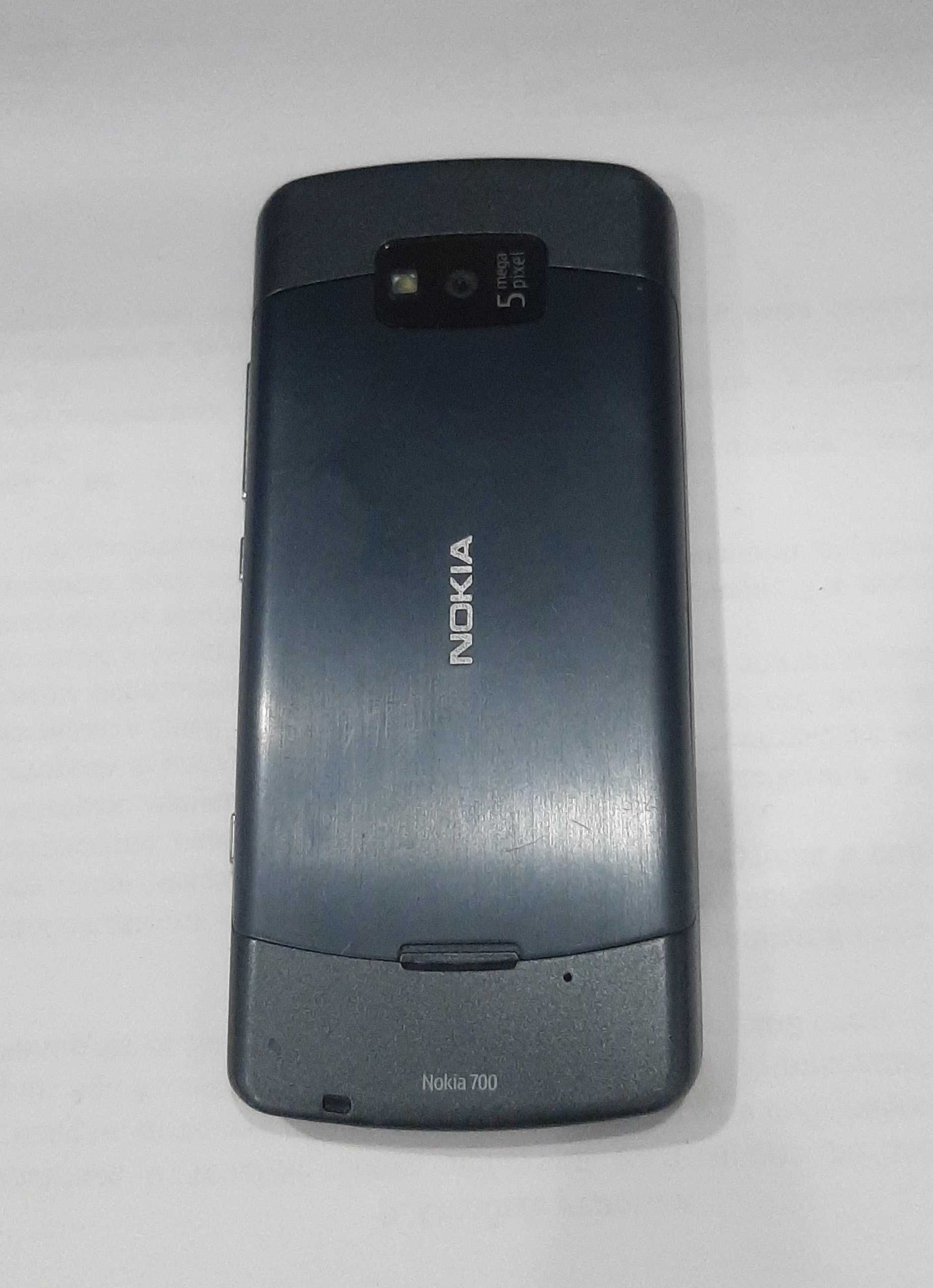 Телефон NOKIA 700