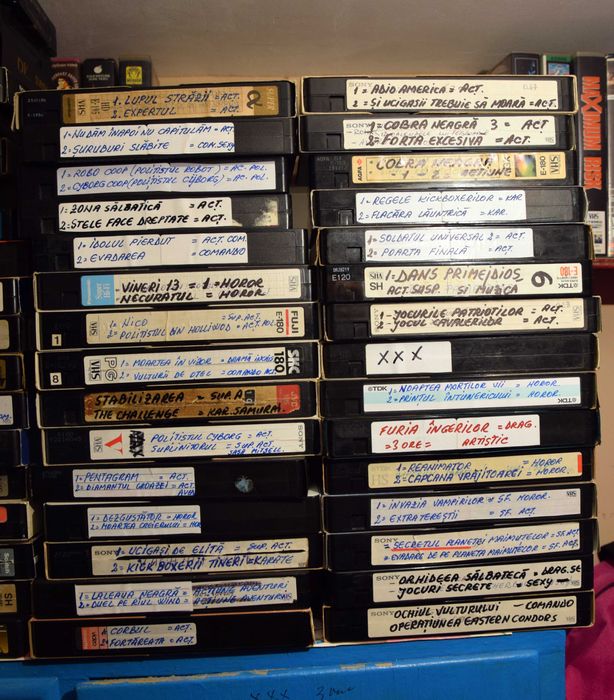 Casete  video  VHS cu filme dublate