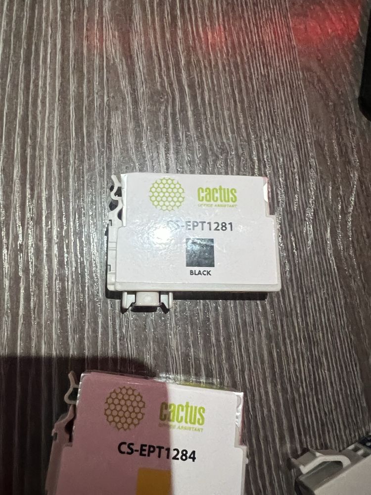 Продам набор картриджов для принтера EPSON