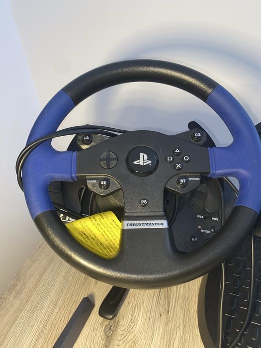 Volan + pedale Thrustmaster T150 – Practic nou, folosit doar 5 ori