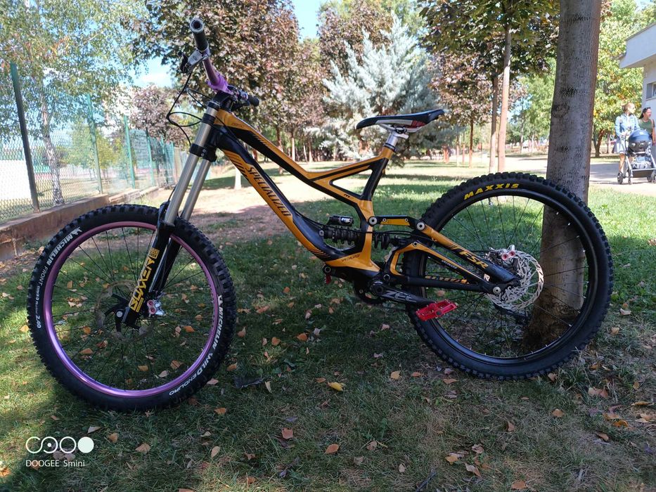 SPECIALIZED DEMO 8 26"DH,колело MTB спускане,Downhill,планин велосипед