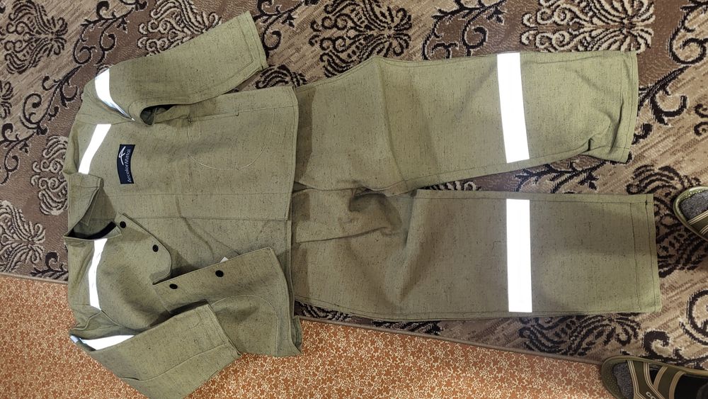 Рабочие ботинки и сапоги