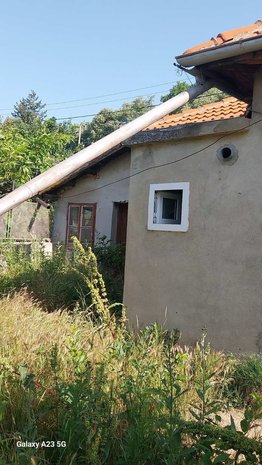 Продавам къща в гр Вълчи Дол