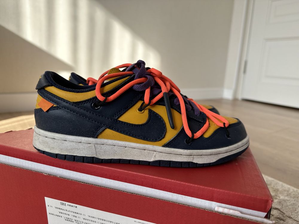 Nike dunk коллабарация с off white