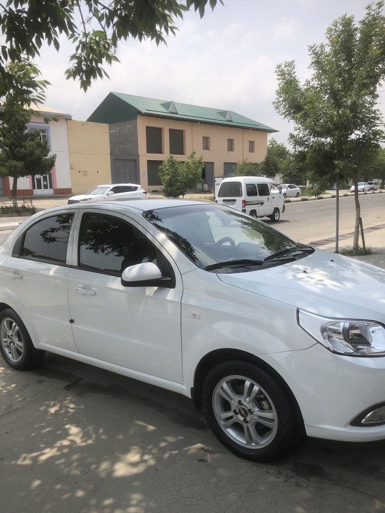 Нексия R 3 в отличном состояние