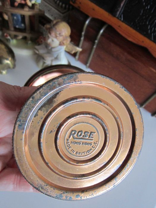 Lampa  cu baterii by ROSE Hong Kong  British C.C